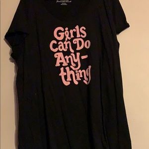 Girls can do anything T-shirt